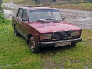 Авто ВАЗ 2107 1987 № 7965066