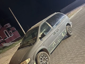Авто Chrysler Voyager 2002 № 7965090