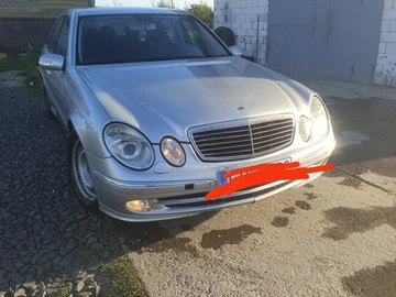 Авто Mercedes 220 2003 № 7965112