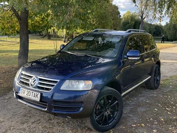 Авто Volkswagen Touareg 2005 № 7965164