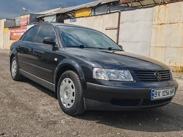 Авто Volkswagen Passat Sedan 1997 № 7965229