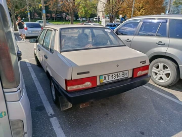 Авто ВАЗ 21099 1993 № 7965272