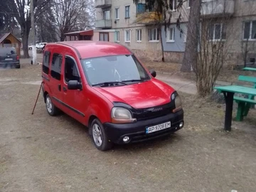 Авто Renault Kangoo Passenger 2000 № 7965414