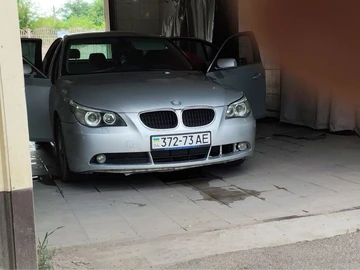 Авто BMW 5 Серия 2003 № 7965468