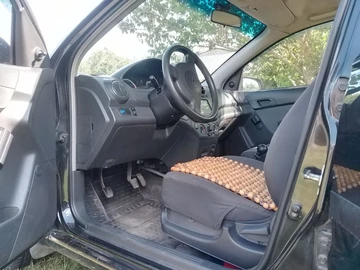 Авто Chevrolet Aveo 2008 № 7965487