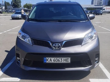 Авто Toyota Sienna 2015 № 7965565