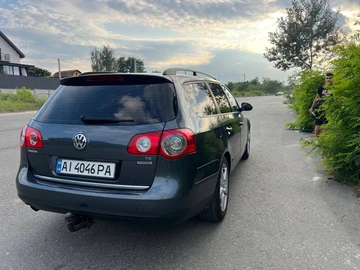 Авто Volkswagen Passat Variant 2010 № 7965567