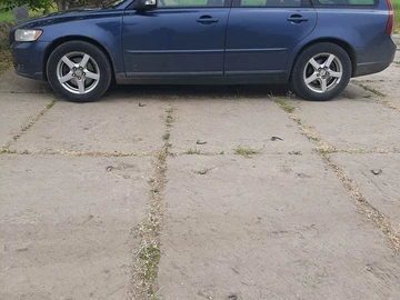 Авто Volvo V50 2007 № 7965767