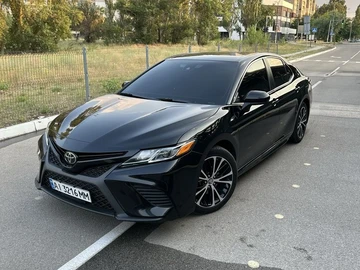 Авто Toyota Camry 2018 № 7965854