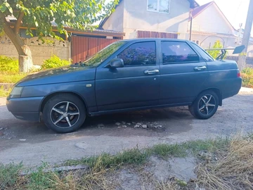 Авто ВАЗ 2110 2001 № 7965864