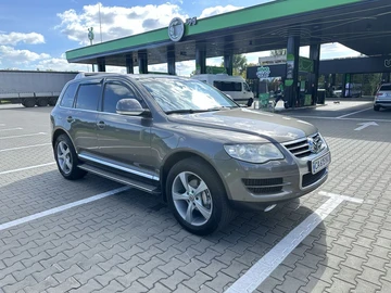Авто Volkswagen Touareg 2007 № 7965905