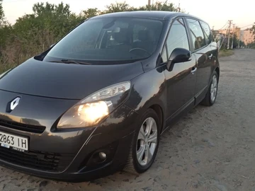 Авто Renault Grand Scenic 2009 № 7965931
