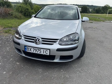 Авто Volkswagen Golf 2004 № 7966093