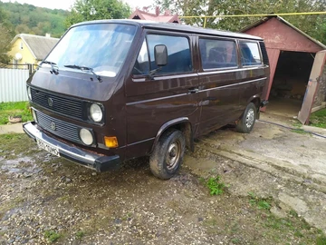 Авто Volkswagen Transporter 1982 № 7966285