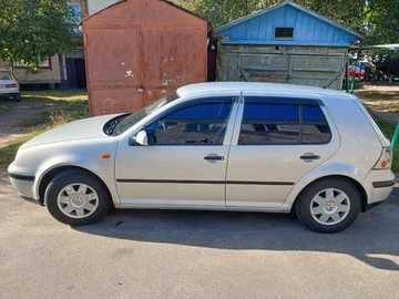 Авто Volkswagen Golf 1999 № 7966305