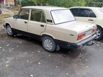 Авто ВАЗ 2107 1995 № 7966306