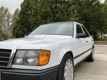 Авто Mercedes W124 1988 № 7966334