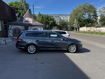 Авто Volkswagen Passat Variant 2012 № 7966458