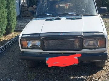 Авто ВАЗ 2107 1990 № 7966489