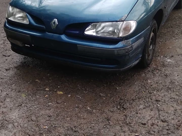 Авто Renault Megane 1997 № 7966506