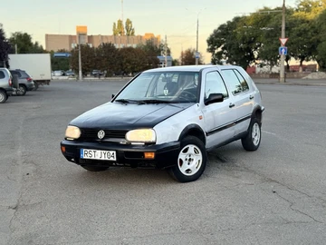 Авто Volkswagen Golf 1995 № 7966818