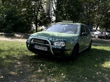Авто Volkswagen Golf 1998 № 7966883