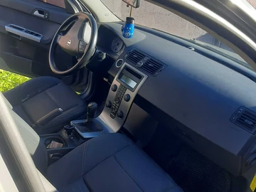 Авто Volvo V50 2005 № 7967292