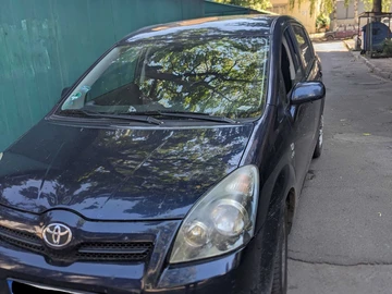 Авто Toyota Corolla Verso 2007 № 7967402