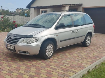 Авто Chrysler Voyager 2004 № 7967438