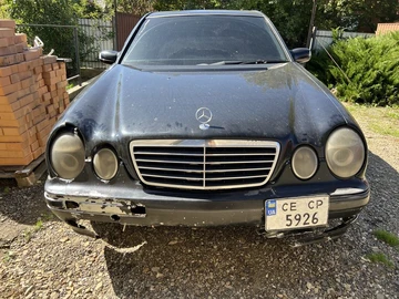Авто Mercedes 220 2000 № 7967704