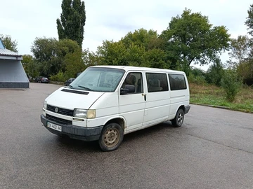Авто Volkswagen Transporter 1993 № 7967752