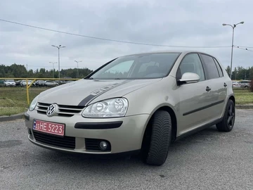 Авто Volkswagen Golf 2004 № 7967930
