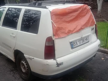 Авто Volkswagen Polo 1998 № 7968101