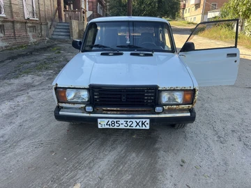 Авто ВАЗ 2107 1984 № 7968109