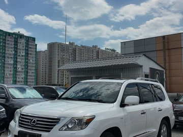 Авто Lexus Lx Серія 2010 № 7968301