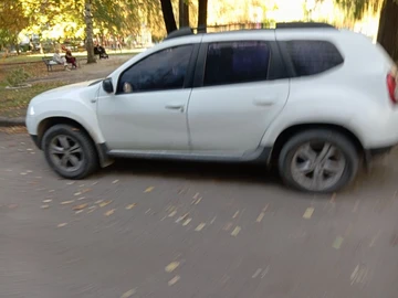 Авто Renault Duster 2011 № 7968673