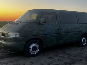 Авто Volkswagen Transporter 1999 № 7968896