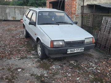 Авто ВАЗ 2109 1992 № 7969121