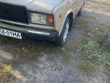 Авто ВАЗ 2107 1987 № 7969375