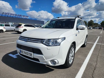 Авто Mitsubishi Outlander 2014 № 7969383