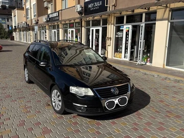 Авто Volkswagen Passat Variant 2006 № 7969389