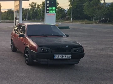 Авто ВАЗ 2109 1998 № 7969486