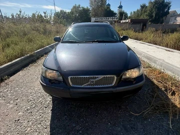 Авто Volvo V70 2001 № 7969499