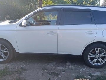 Авто Mitsubishi Outlander 2012 № 7969962