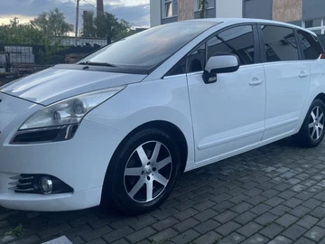 Авто Peugeot 5008 2012 № 7969981