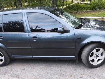 Авто Volkswagen Golf 2002 № 7969982