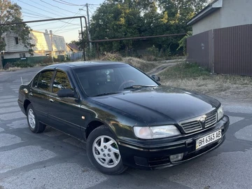 Авто Nissan Maxima 1995 № 7970081