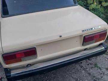 Авто ВАЗ 2107 1986 № 7970099