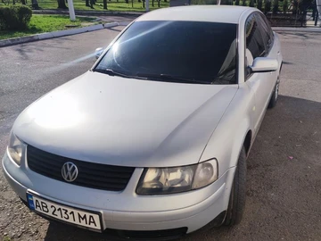 Авто Volkswagen Passat Sedan 2000 № 7970216