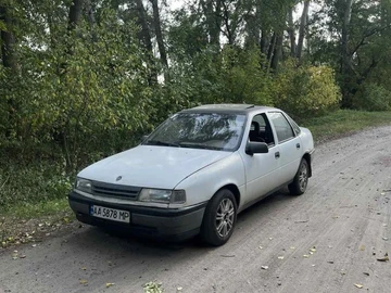 Авто Opel Vectra 1989 № 7970279